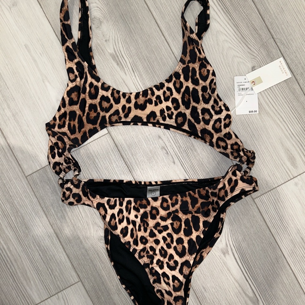 Good American bathing suit